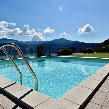 Italian Vacation Homes - La Petite Maison Du Lac Тавернола-Бергамаска Екстер'єр фото