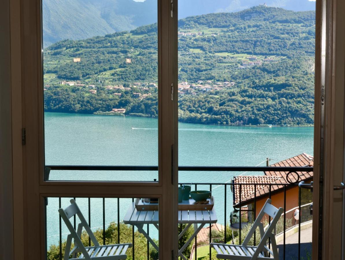 Italian Vacation Homes - La Petite Maison Du Lac Тавернола-Бергамаска Екстер'єр фото